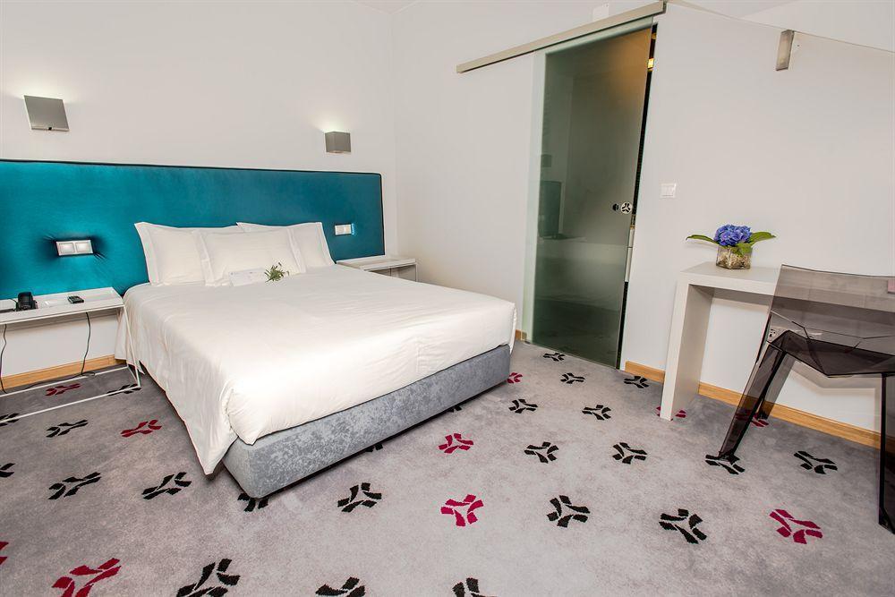 Bliss Hotel